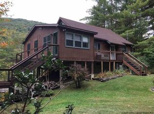 26 Baker Rd, Shandaken, NY 12464
