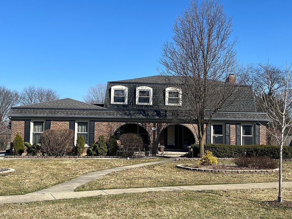 1st image of 133 Dickinson Dr