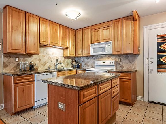 4th image of 1121 N Albion St APT 505