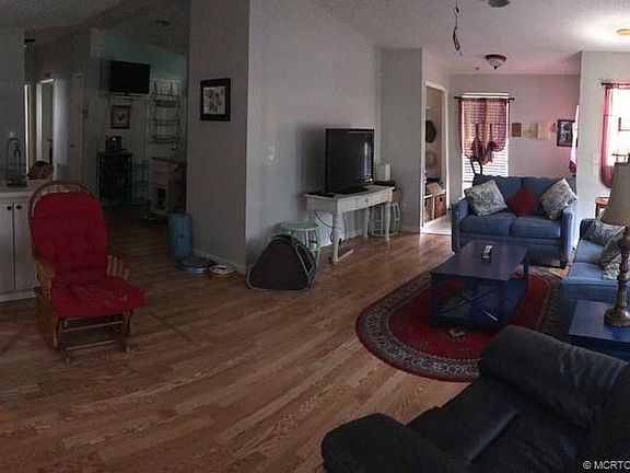 3rd image of 15964 SW Indianwood Cir