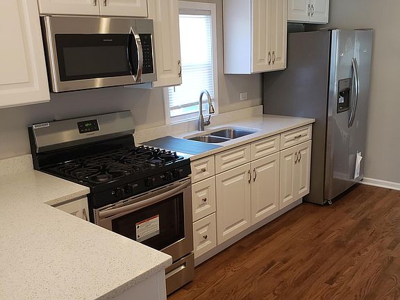 3rd image of 544 W Cullerton St #2 & 1