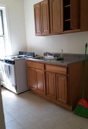 5th image of 1829 Caton Ave APT 6G