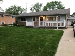 5520 Margie Ln, Oak Forest, IL 60452