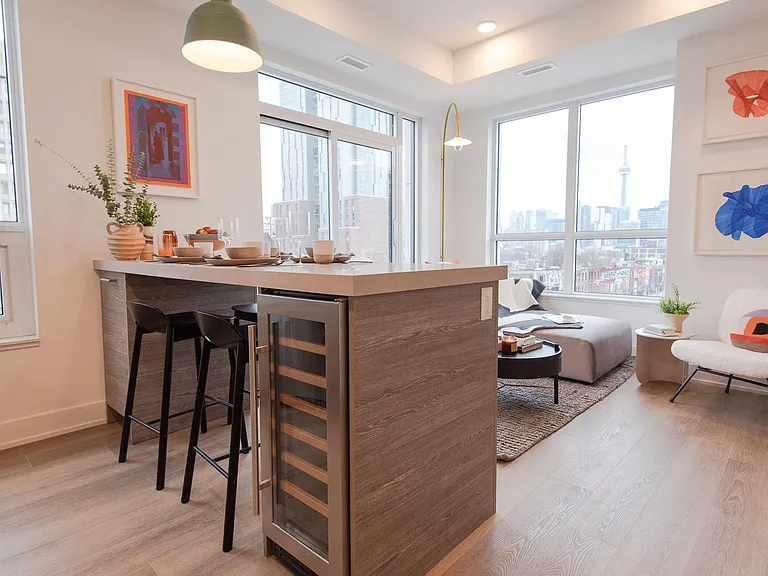 484 Spadina Ave — Photo 38