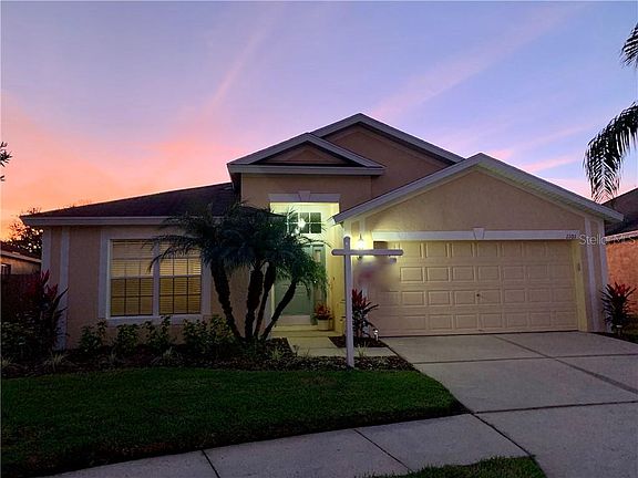 2nd image of 1101 Summer Breeze Dr