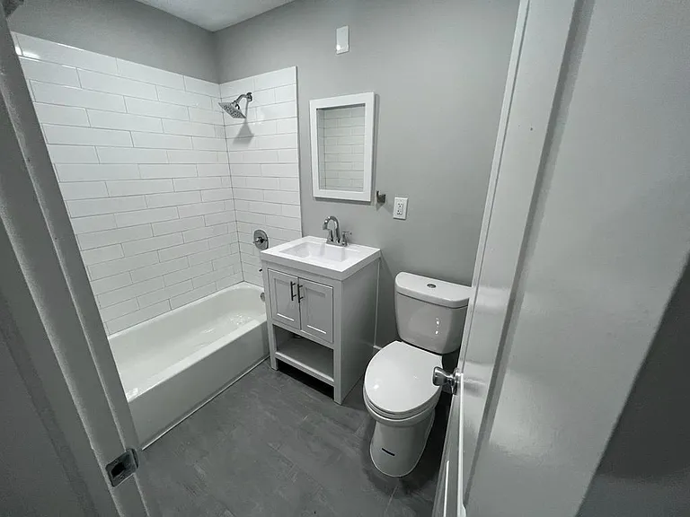 544 Beachway #A1 — Photo 5