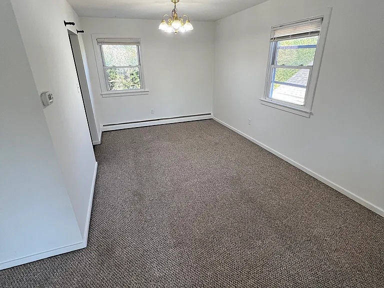4 Madison Rd #B — Photo 3