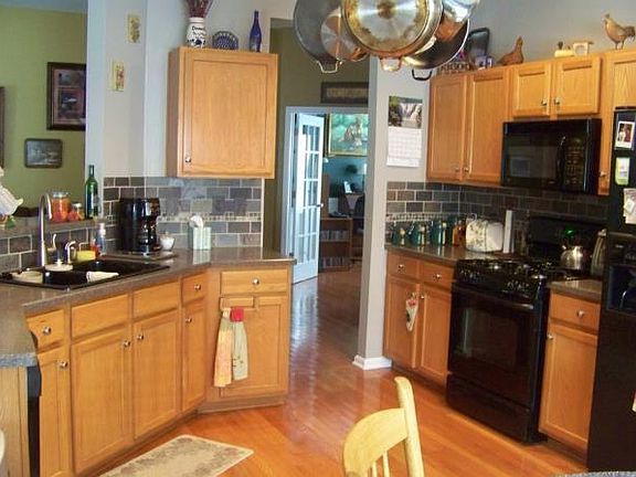 5th image of 10195 Tintinhull Dr