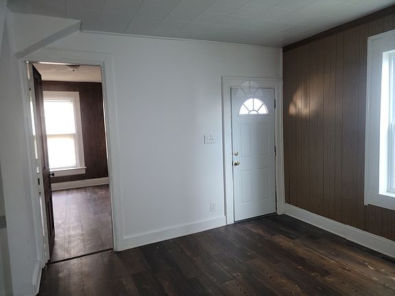 3rd image of 623 Maryland Ave #621