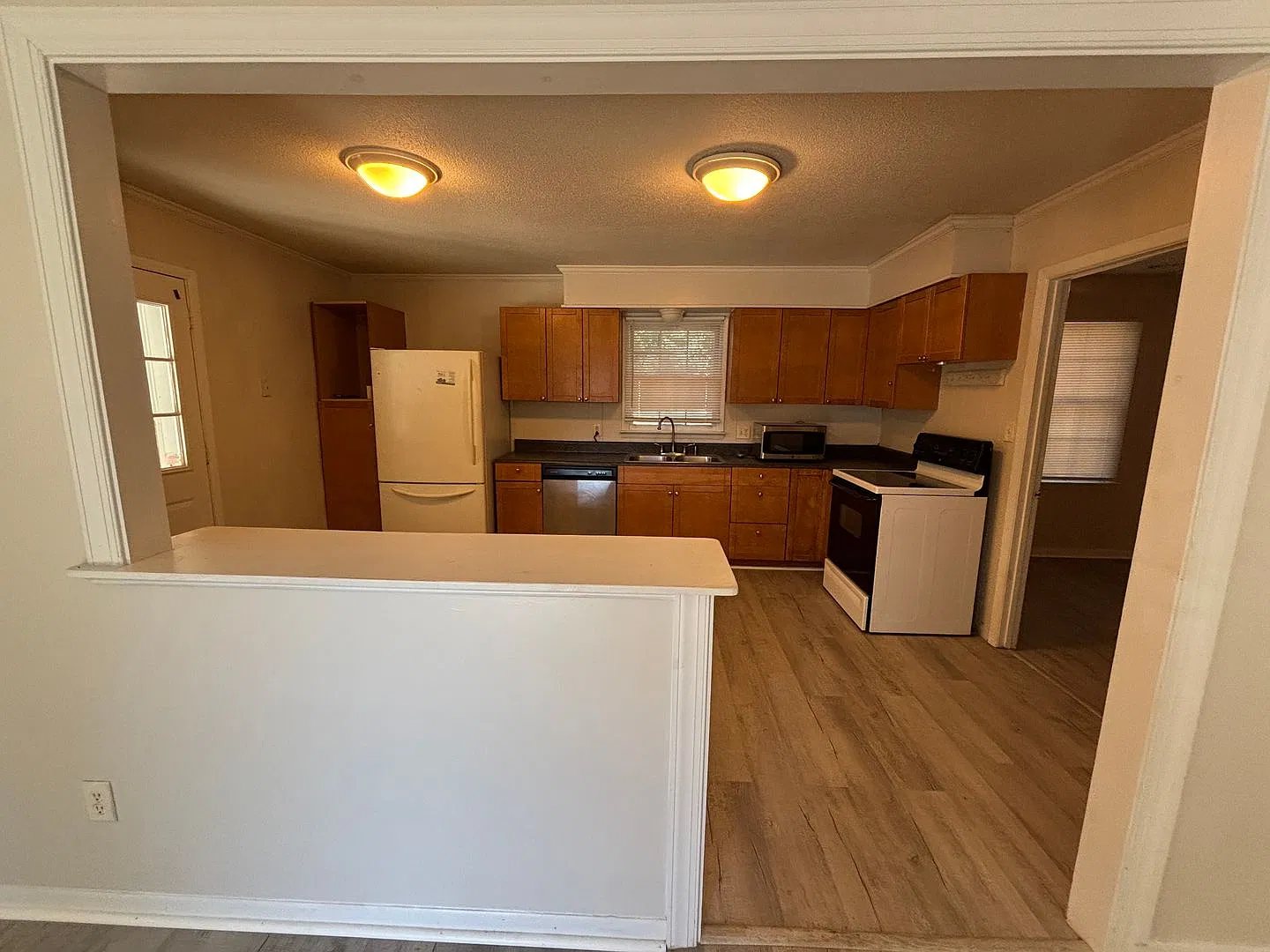 For Rent — Photo 4