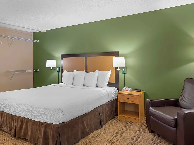 Studio Suite - 1 King Bed