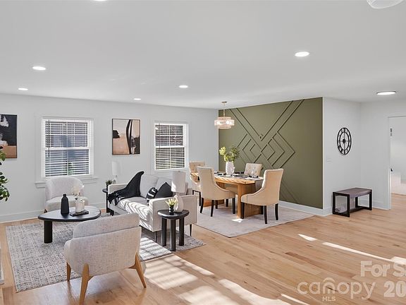 4th image of 4314 Ivanhoe Pl