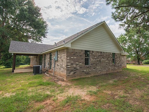 3rd image of 107 Ravenwood Dr