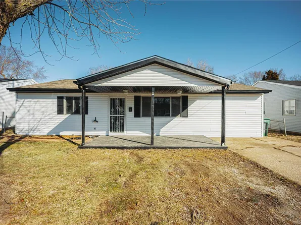 53 Saint Gregory Dr, Cahokia, IL 62206