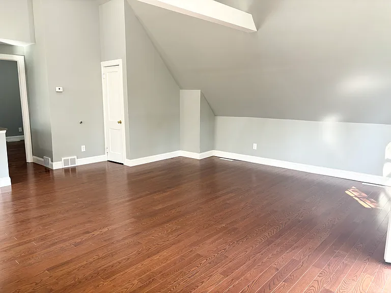 539 Linwood Ave #CH — Photo 8