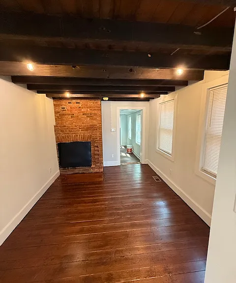 24 E Henrietta St #1 — Photo 3