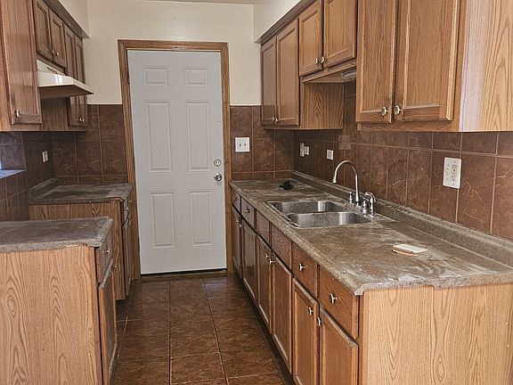 3rd image of 8022 S Maryland Ave #2E