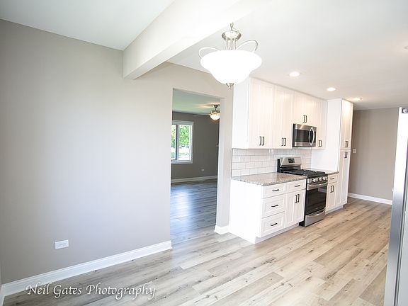 5th image of 6600 Whalen Ln