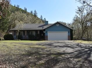 830 Winter Creek Ln, Roseburg, OR 97471