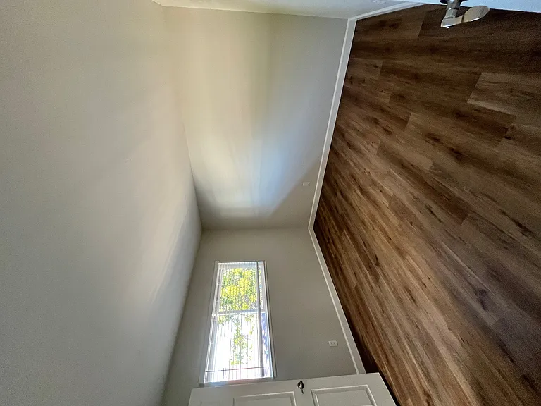 Colony Street Apts — Photo 14