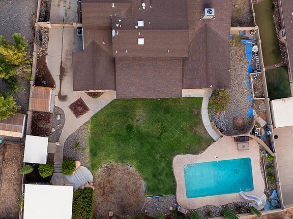 4th image of 2309 Agua Fria Dr NE