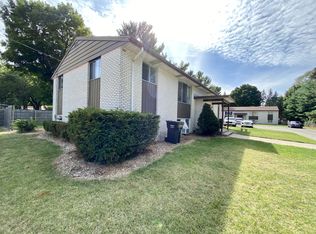 724 Butternut Dr, Holland, MI 49424
