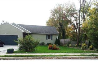 1042 Linden Ave, Sharon Hill, PA 19079