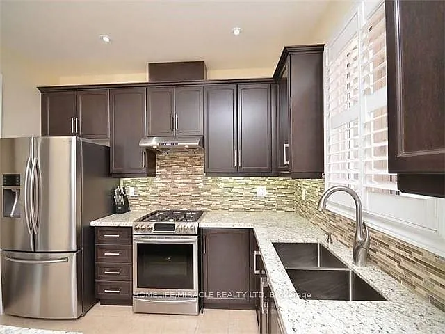 19 Lisson Cres — Photo 8