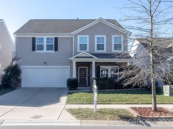 3960 Farmington Ridge Pkwy, Charlotte, NC 28213