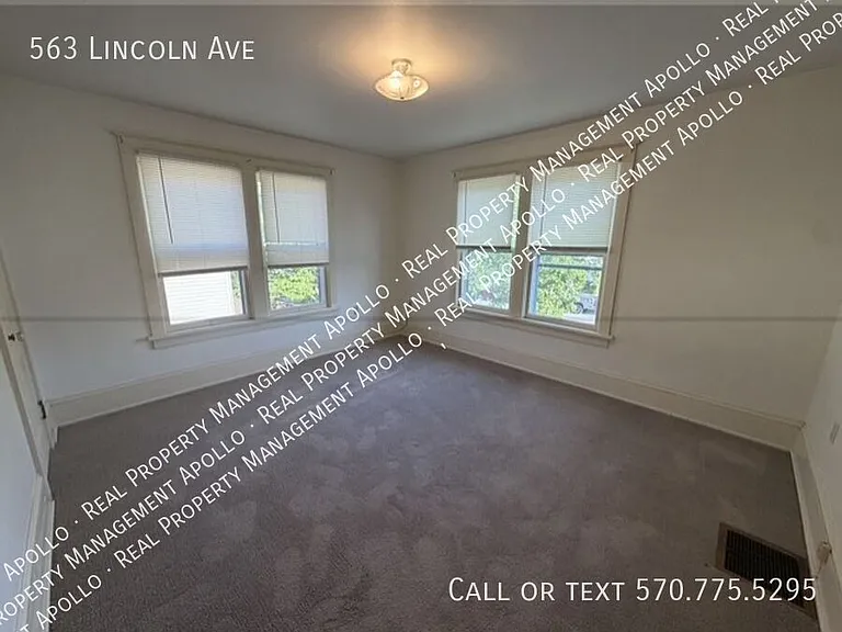 563 Lincoln Ave — Photo 15