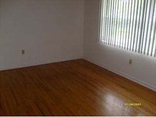 2nd image of 2625 Driftwood Dr