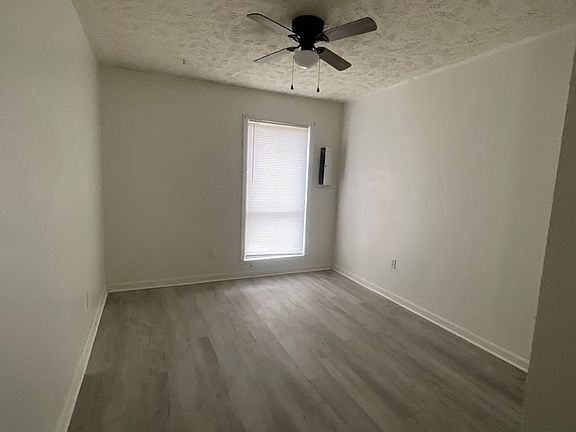 4th image of 1434 Tangora Ln