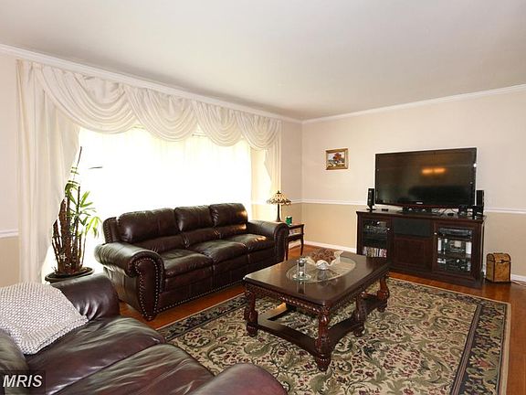 4th image of 4135 Minton Dr