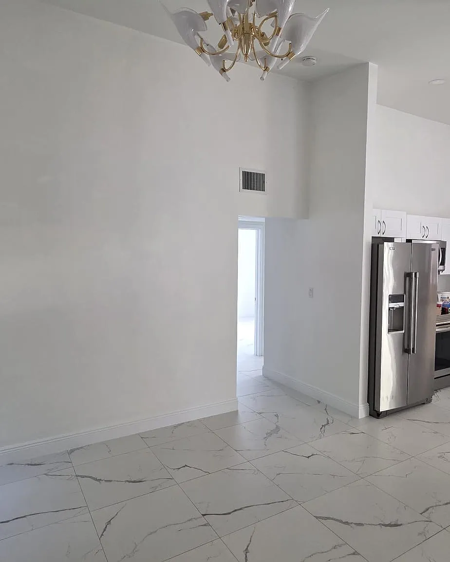2 bed, 1005 sqft, $2,800 — Photo 4