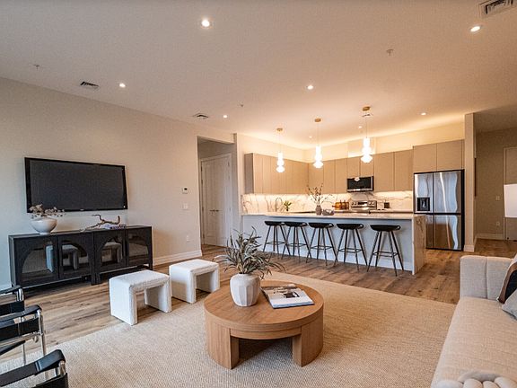 2nd image of 1723 Springfield Ave #304