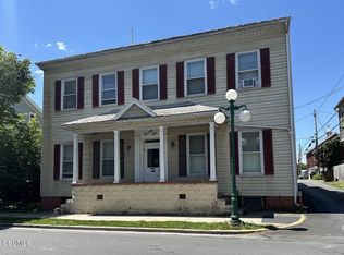 21 S 7th St APT 3, Lewisburg, PA 17837