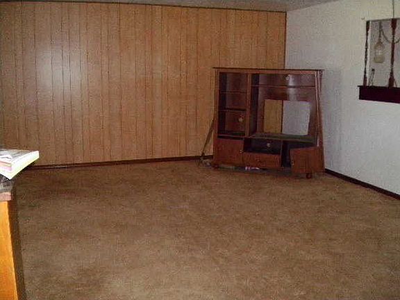 3rd image of 427059 E Highway 60
