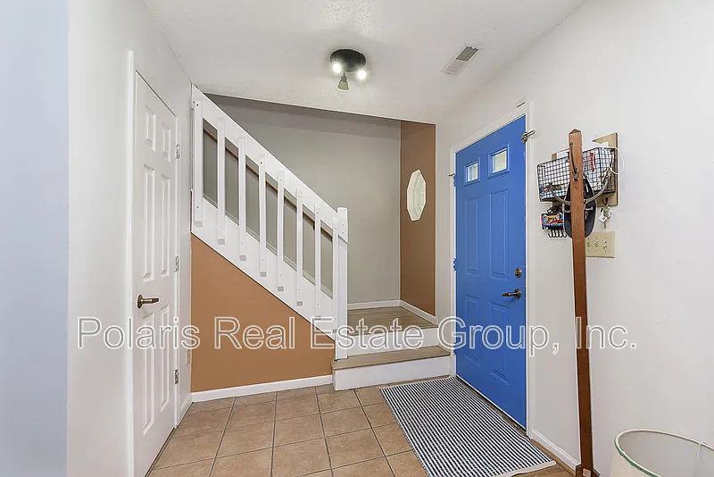 4 bed, 2.5 bath, $2,350 — Photo 4