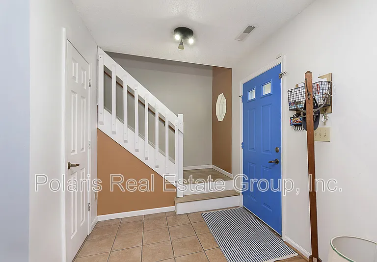 266 E Pine Ridge Dr — Photo 4