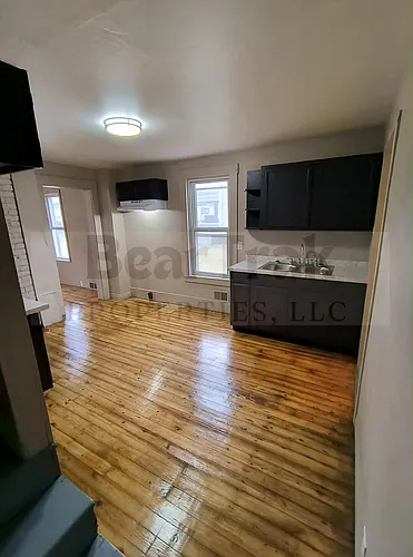 2231 Charles St Photo 1