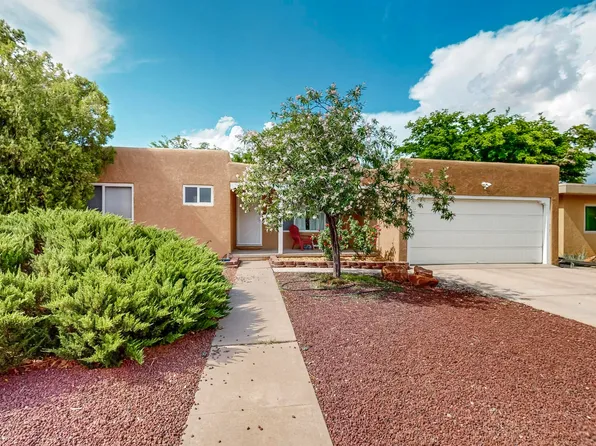 3615 Calle Del Sol NE, Albuquerque, NM 87110