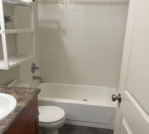 4th image of 14225 NE 181st Pl APT Q102