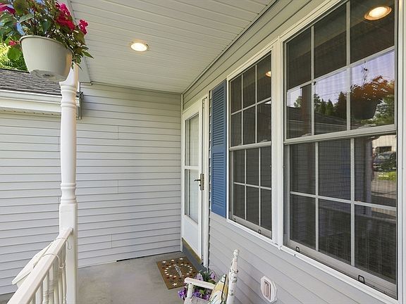 5th image of 42 Castine St #A