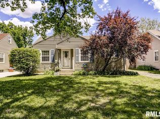 2224 S Pasfield St, Springfield, IL 62704