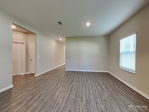 4th image of 171 Sailors Landing Ct