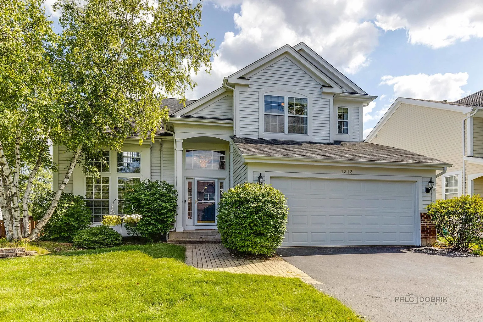 1313 Liverpool Ln photo 1