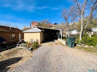 114 W Adams Ave, Gallup, NM 87301