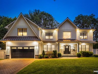 125 Morningside Rd, Paramus, NJ, 07652