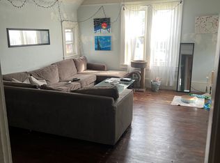 129 Walnut St APT 3, Clinton, MA 01510
