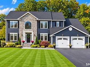 33 Tanbark Trail, Farmington, CT 06085